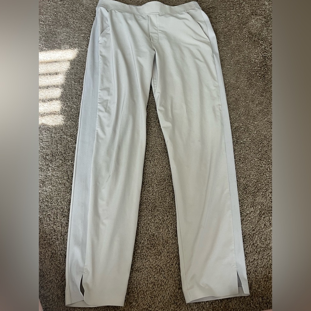 Athleta cream Brooklyn 8 tall